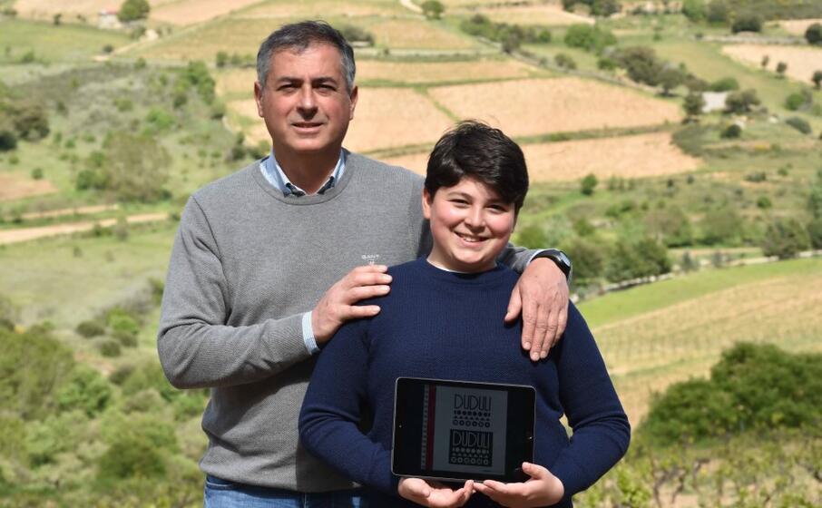 pino e tomaso beccoi tra i vigneti di mamoiada