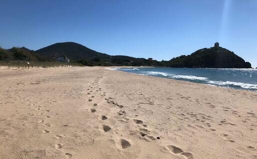 La spiaggia di Chia (foto Pilia)