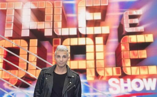 Marco Carta a "Tale e quale show" (Ansa)