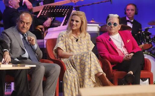 Al Maurizio Costanzo Show (Ansa)