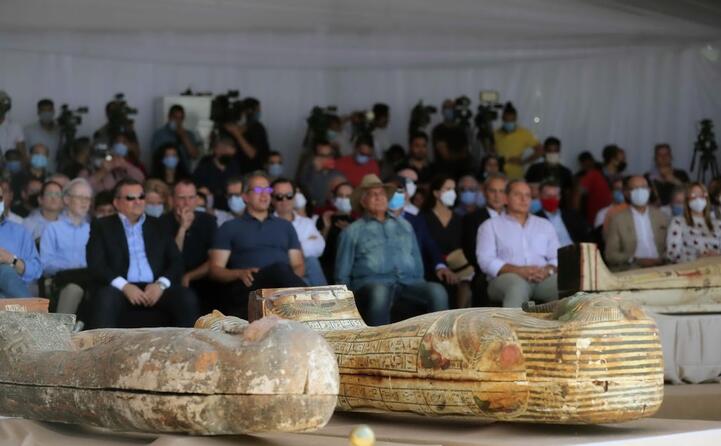 negli ultimi anni gli scavi a saqqara hanno portato alla luce moltissimi reperti