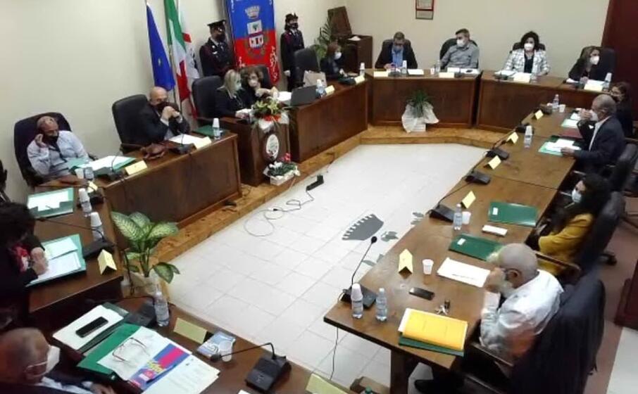 il consiglio comunale (foto a serreli)