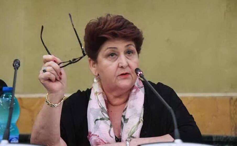il ministro bellanova (ansa)