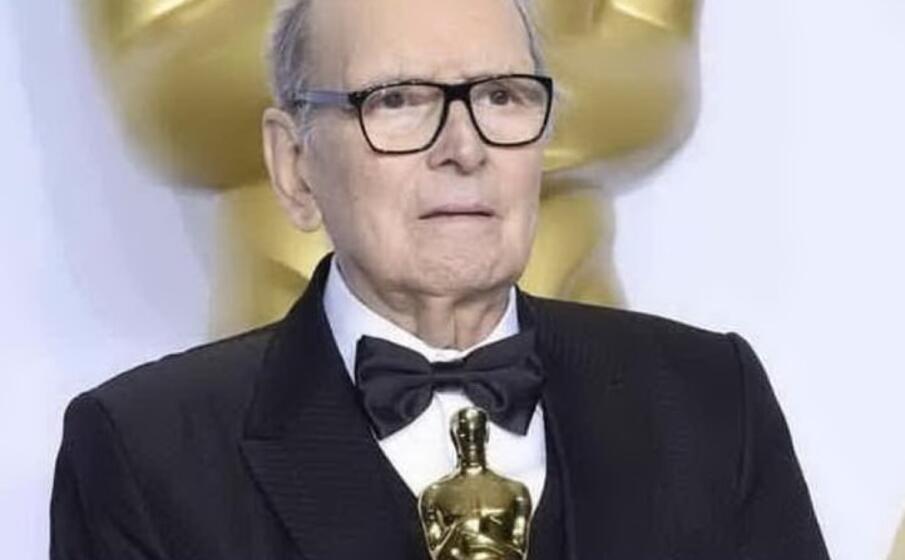 io ennio morricone sono morto e l annuncio a tutti gli amici vicini e lontani cos il 6 luglio il necrologio scritto proprio dal grande maestro e premio oscar per le indimenticabili colonne sonore