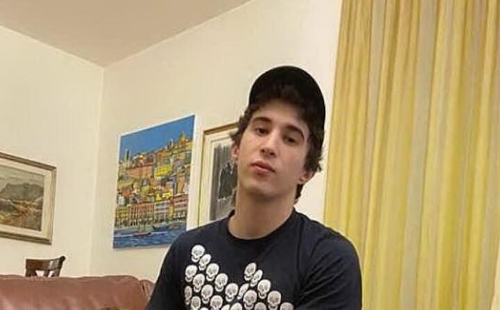 19 luglio edoardo visconti 21 anni travolto da un auto a villasimius mentre rientra da una discoteca