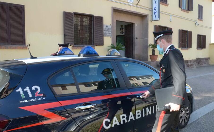 (foto carabinieri)