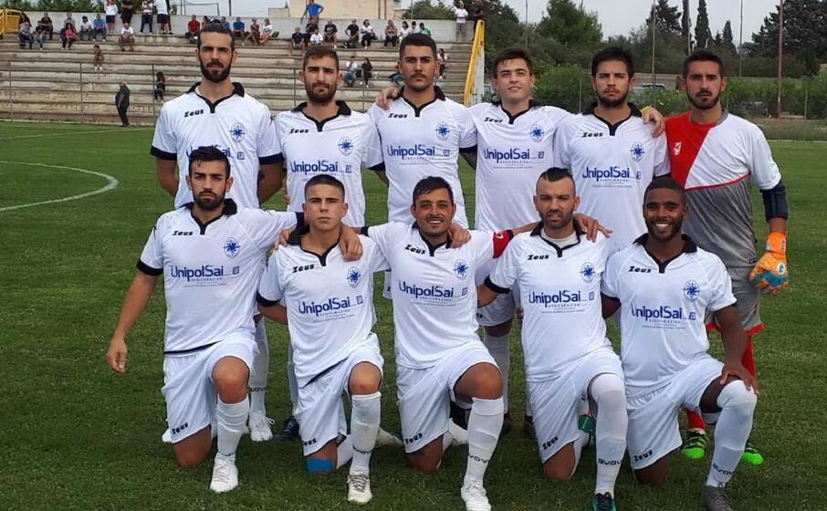una formazione del porto cervo di questa stagione (foto tellini)