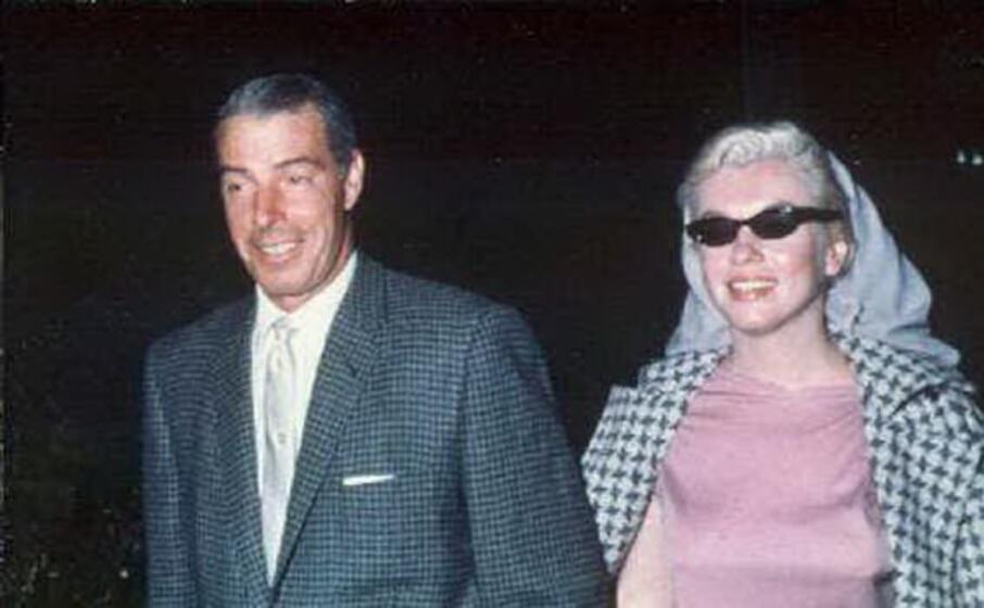 marilyn monroe e joe di maggio (foto ansa)