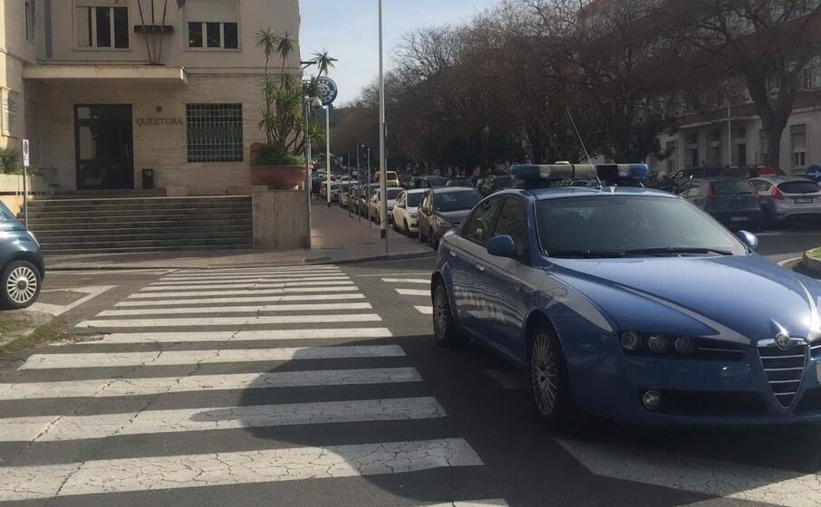 una volante (archivio l unione sarda)