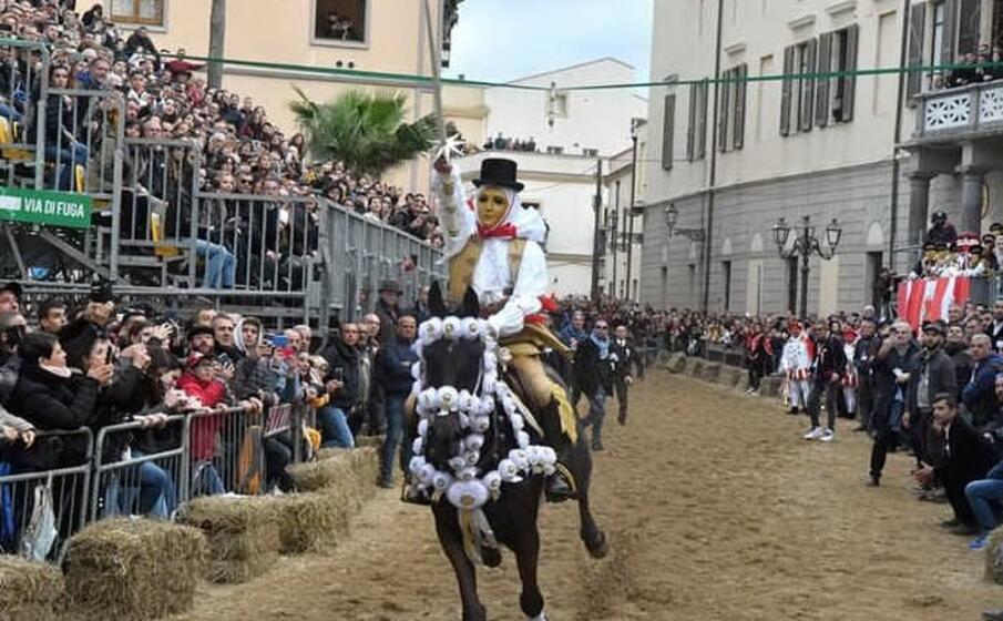 la sartiglia (ansa)