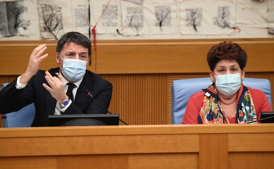 matteo renzi e teresa bellanova (ansa ferrari)