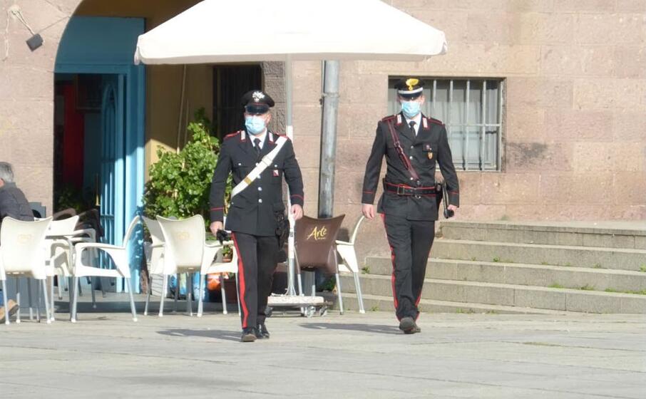 (foto carabinieri)