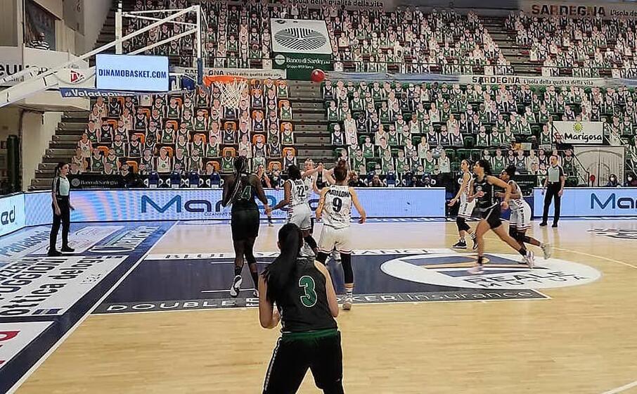un azione della gara (foto g marras)