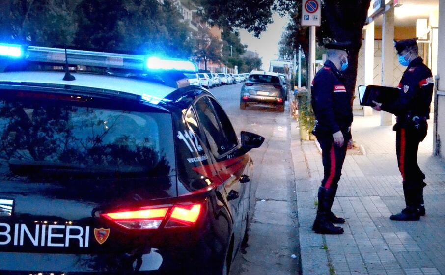 (foto carabinieri)