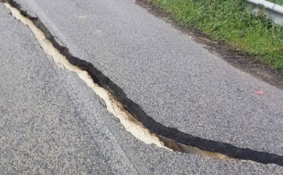 il cedimento (foto comune)