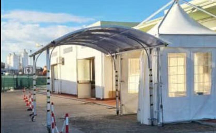 la tensostruttura a porto torres (l unione sarda pala)