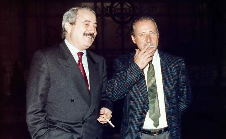 borsellino (a destra) insieme al collega giovanni falcone