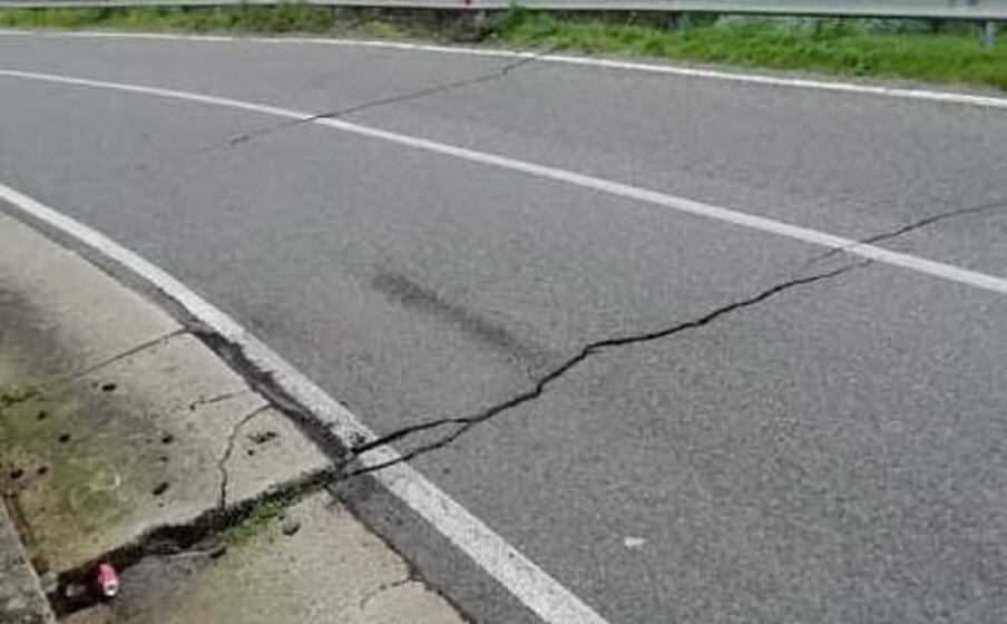 il cedimento sulla tergu lu bagnu (foto concessa dal comune di tergu)