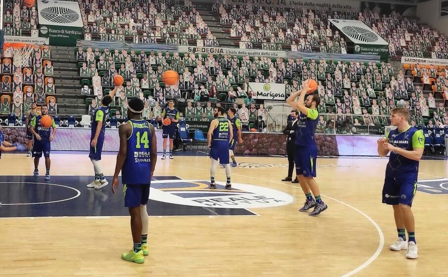 la dinamo in versione champions (foto marras)