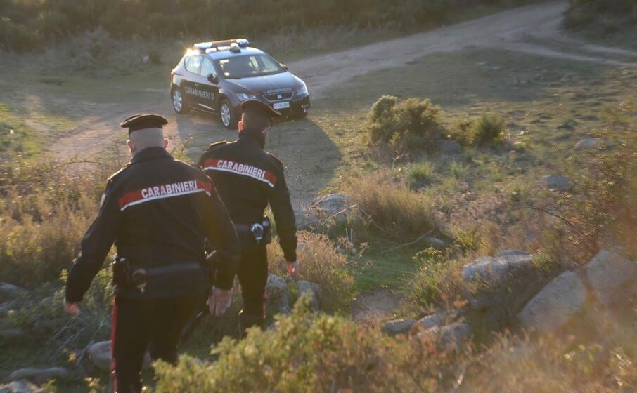 (foto carabinieri)