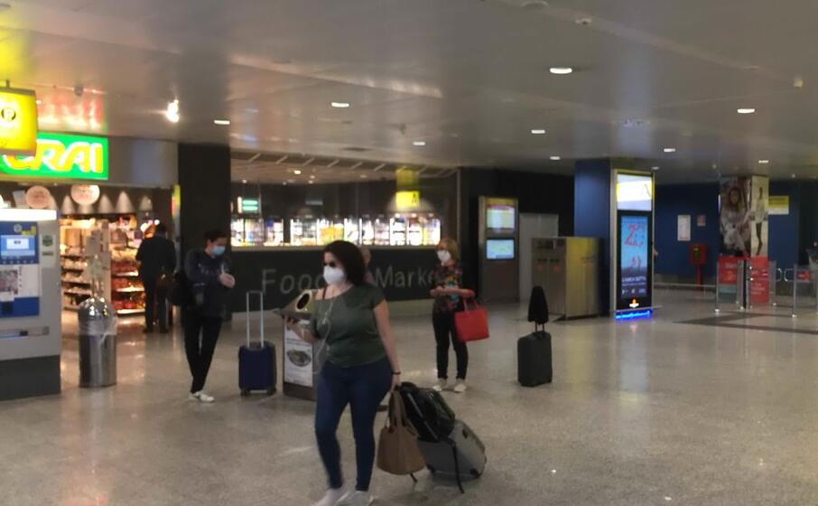 l aeroporto di elmas (archivio l unione sarda)