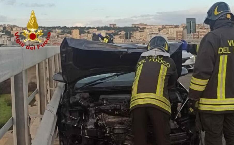 (foto vigili del fuoco di cagliari)