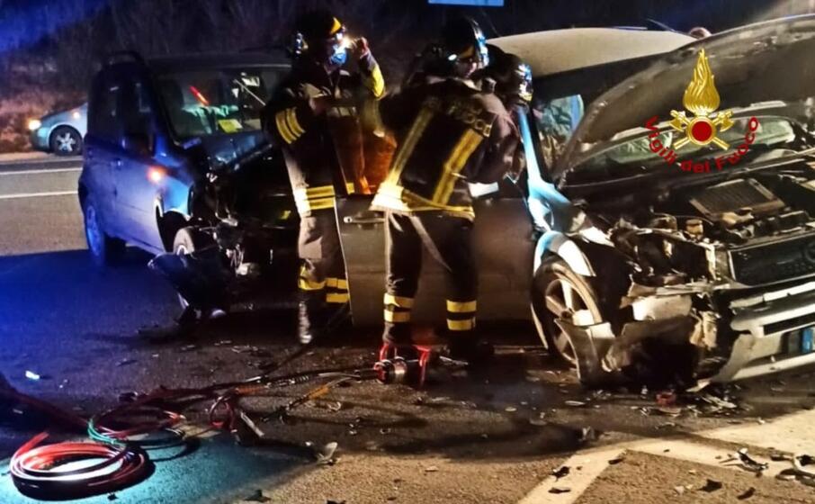 i vigili del fuoco sul posto