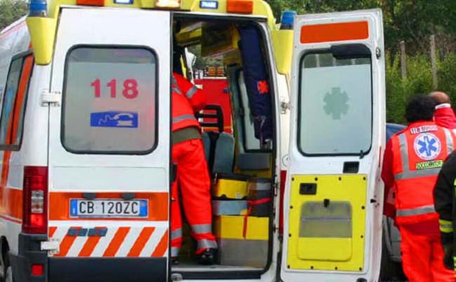 un ambulanza del 118
