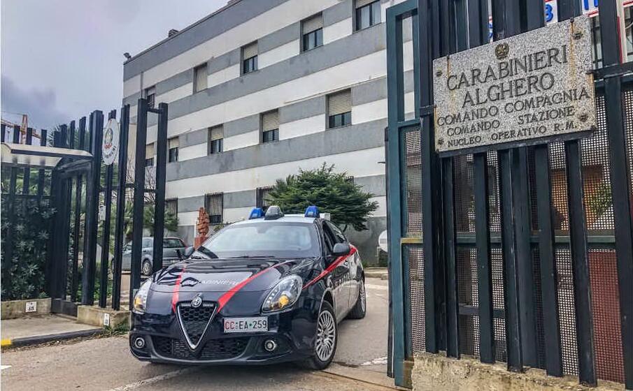 (foto carabinieri di alghero)