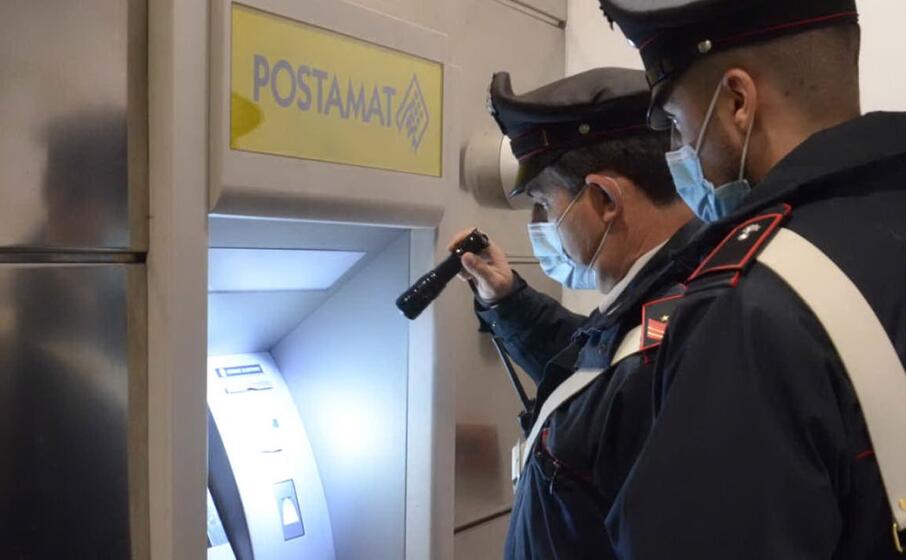 (foto carabinieri)