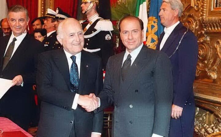 insieme a silvio berlusconi (archivio l unione sarda)