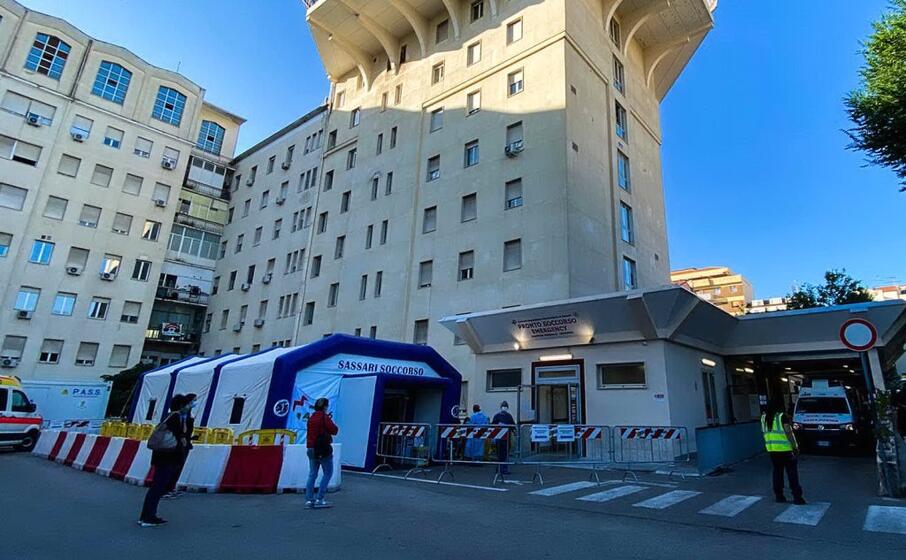 l ospedale santissima annunziata di sassari (archivio l unione sarda)