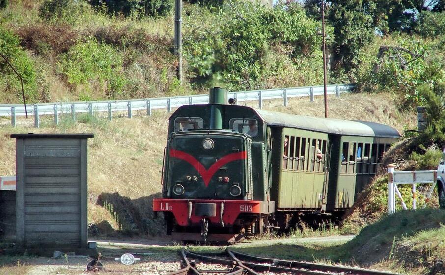 il trenino in gallura (foto archivio l unione sarda)