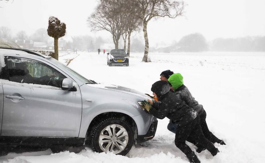 sotto la neve anche i paesi bassi