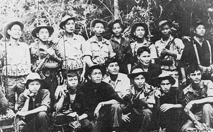 combattenti vietcong