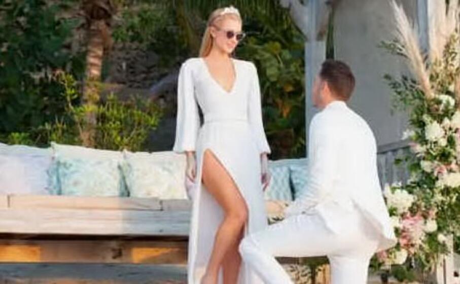 paris hilton e carter reum (foto da frame video instagram)