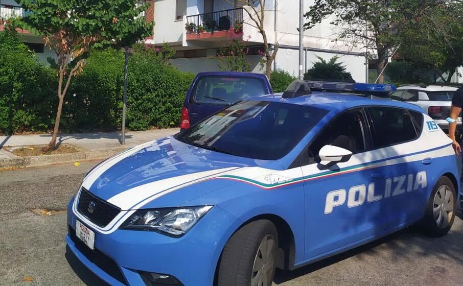 una volante (archivio l unione sarda)