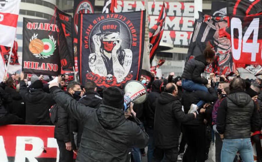 cori e striscioni