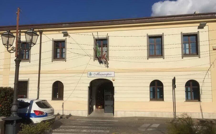 il municipio (foto murgana)