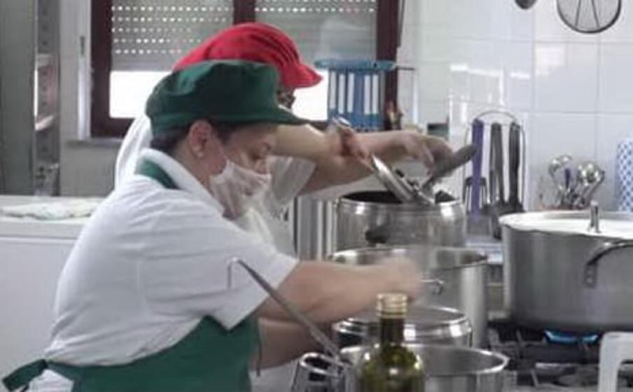 lavoro in una cooperativa sociale (archivio l unione sarda)