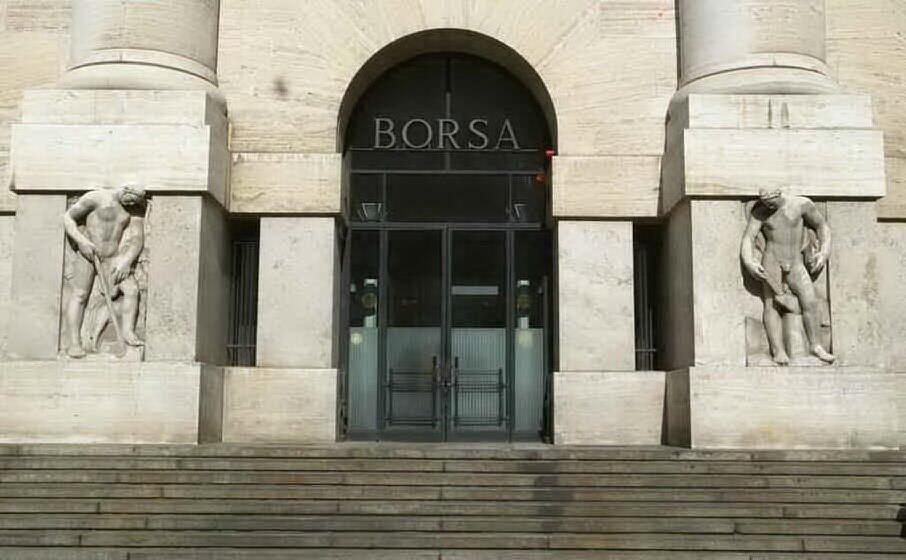 la borsa di milano (archivio l unione sarda)
