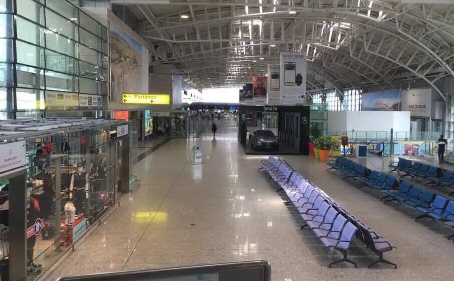 l aeroporto di elmas (archivio l unione sarda)