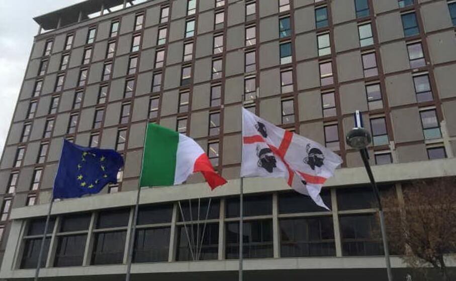la regione sardegna (archivio l unione sarda)