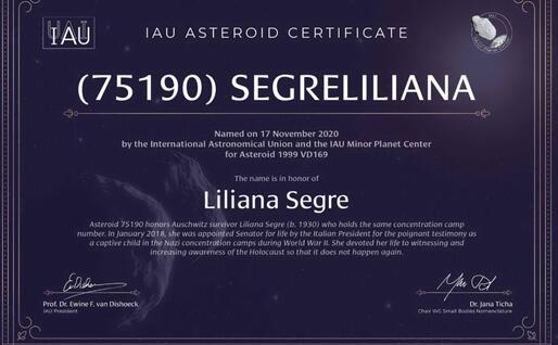 Il certificato che attesta l'intitolazione (foto @IAU)