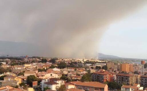 L'incendio alle porte di Santa Giusta