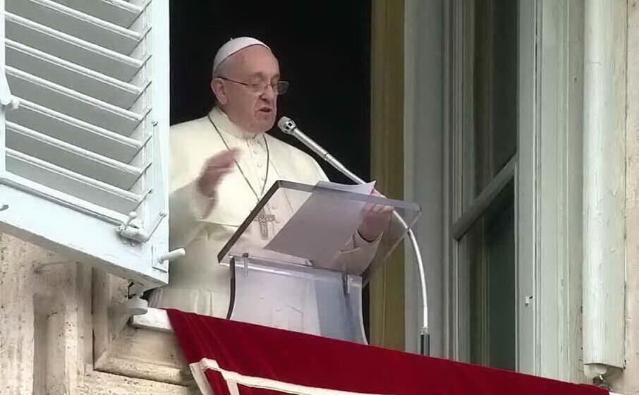 papa francesco (archivio l unione sarda)