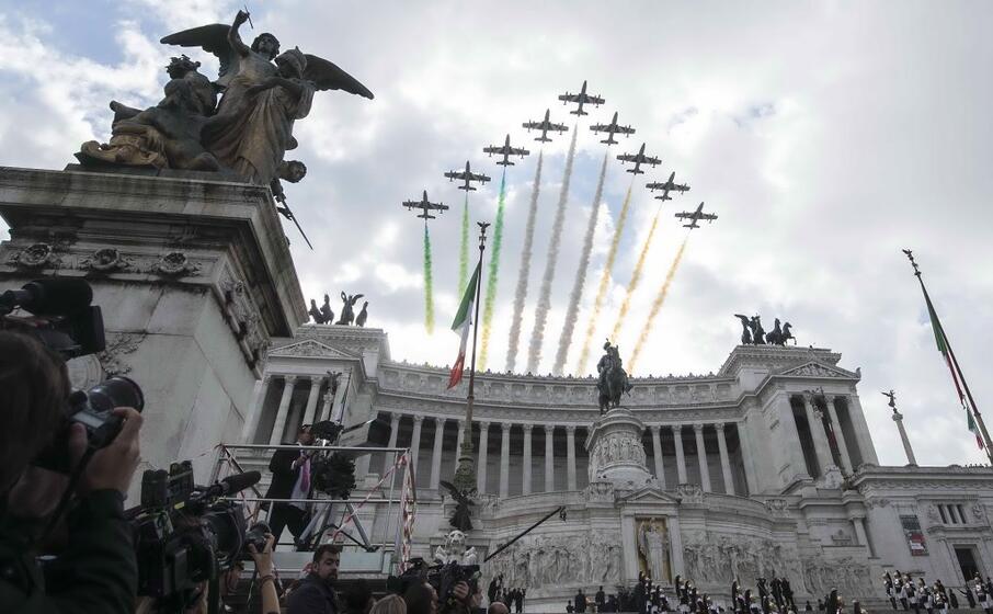 a roma per la festa delle forze armate (tutte le foto sono archivio l unione sarda)