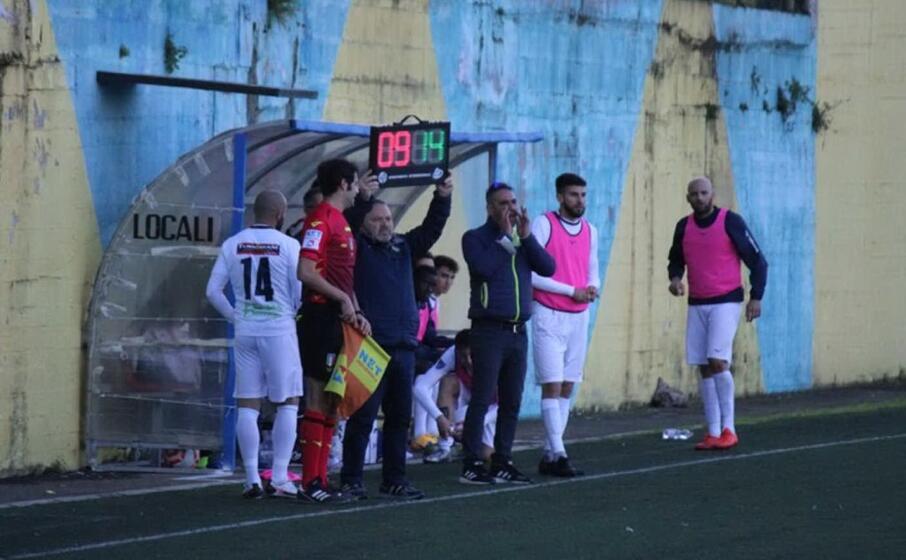 un momento sulla panchina del muravera (l unione sarda andrea serreli)