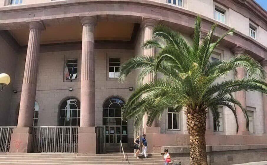 il tribunale di sassari (ansa)