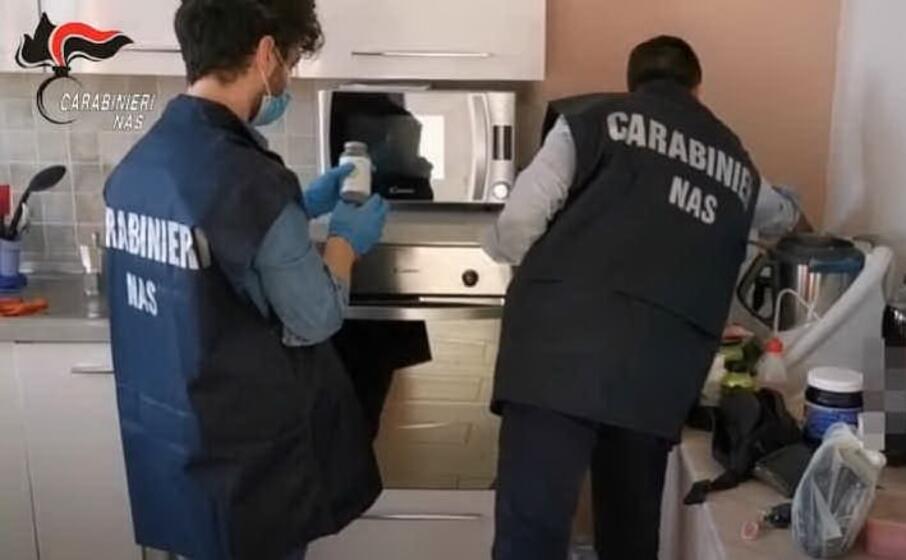 una foto di una recente operazione (ansa)